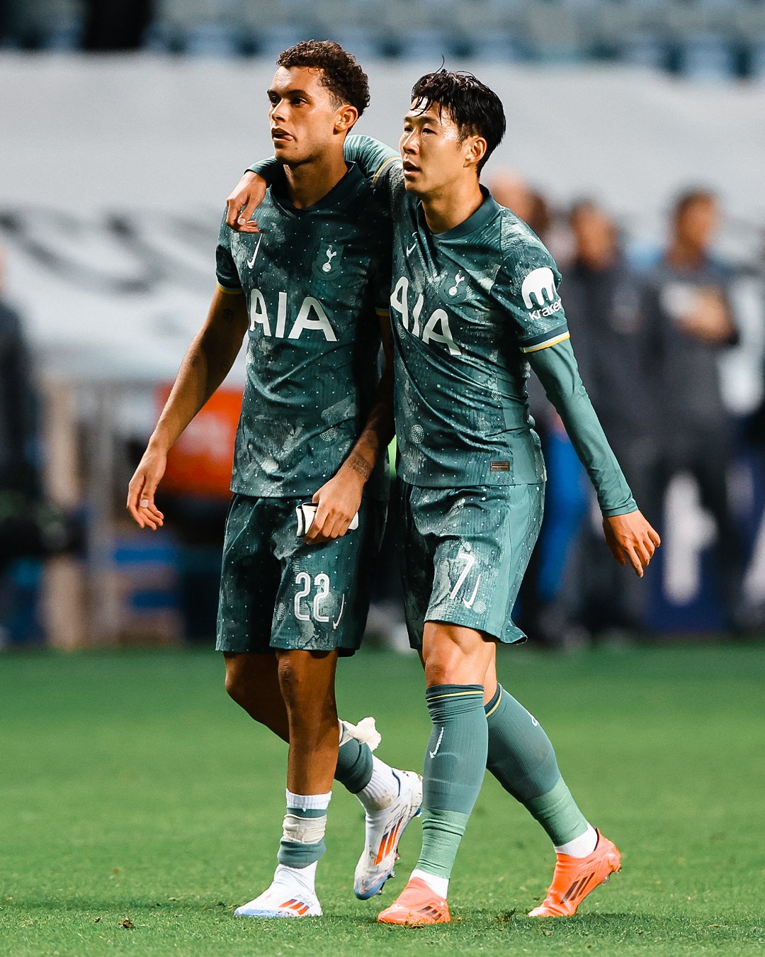 关键时刻德甲焦点战，西汉姆官宣签约，底气十足，训练强度明显提升 