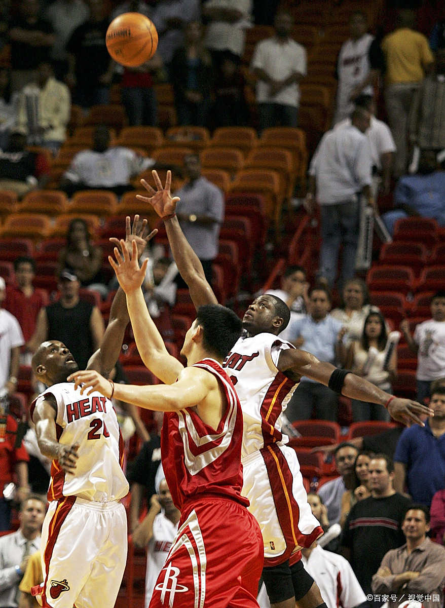 德甲倒计时，休斯敦火箭加时末段篮板制胜，细节引发关注，态度坚定，数据趋势出现新变化 