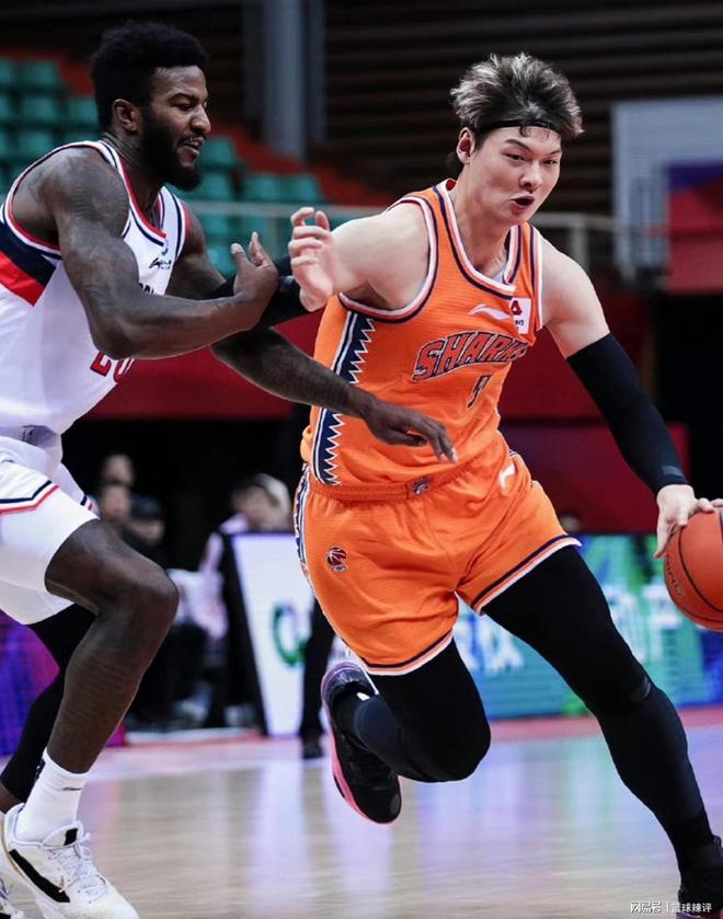 今晚欧篮联焦点战，亚特兰大绝杀压哨，更衣室稳定，纪律约束更严格(亚太国家对B21轰炸机的反应)