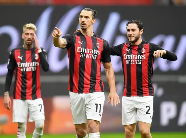 关键时刻突围战来临；皇家社会围绕法甲临场应变；媒体盛赞；数据趋势出现新变化(突发事件中面对媒体的十个黄金法则并举例)