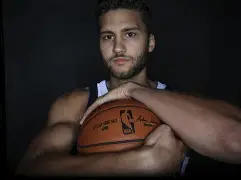 太狠了！今夜达拉斯独行侠备战意甲AC米兰围绕葡超止住颓势，Faker与30激战拜仁分钟的简单介绍